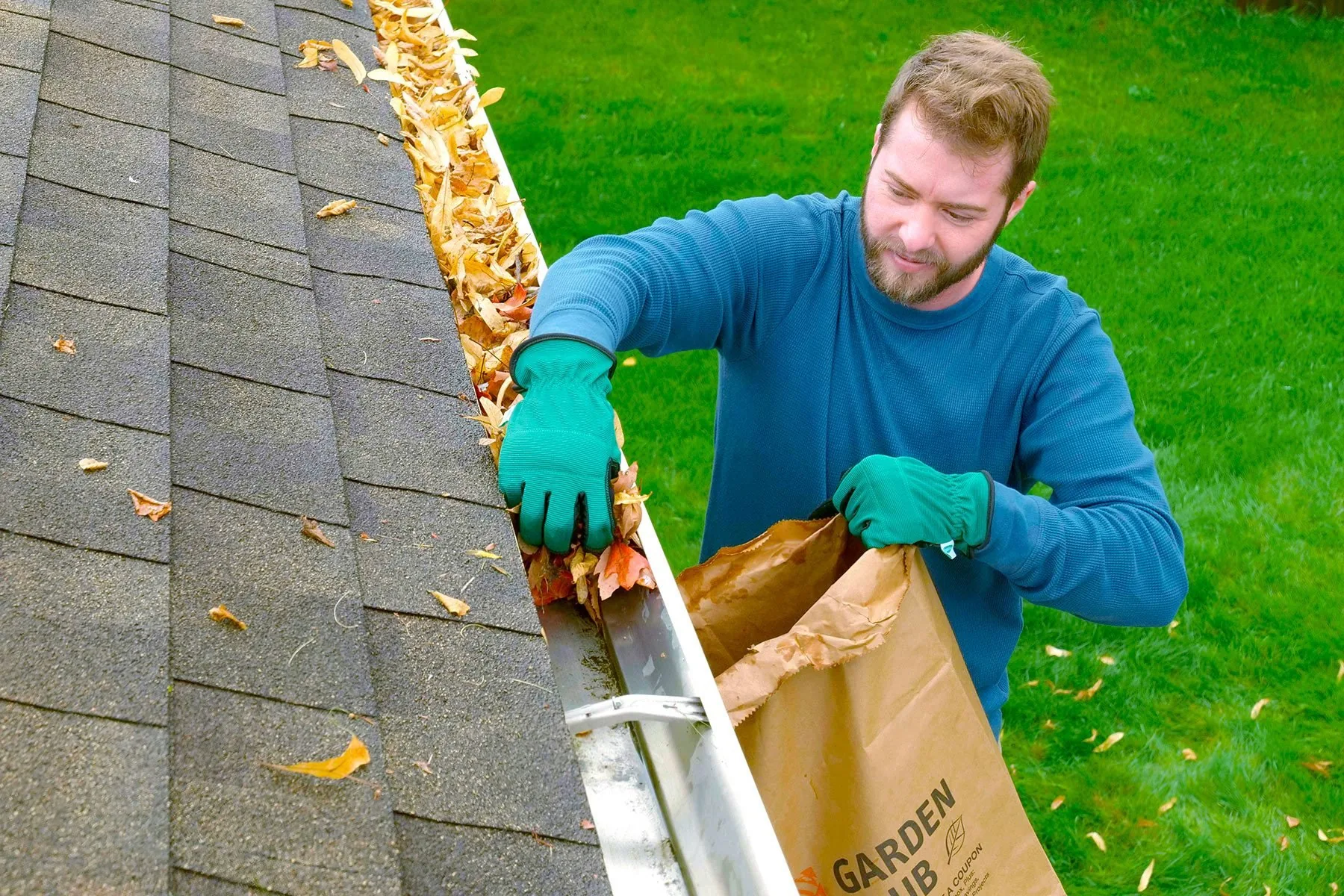 How Often Should You Clean Your Gutters in SW Washington?